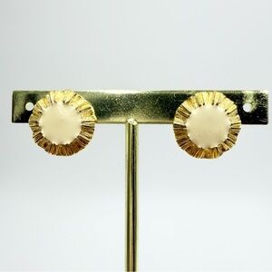 Vintage Gold Tone Cream Enamel Sunburst Studs Earrings
